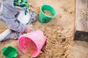 چرا بازی برای کودکان مبتلا به اوتیسم دشوار است؟