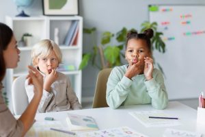 مرکز گفتار درمانی کودکان پنج ساله