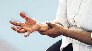 تفاوت اصلی لرزش اساسی و پارکینسون به زبان ساده